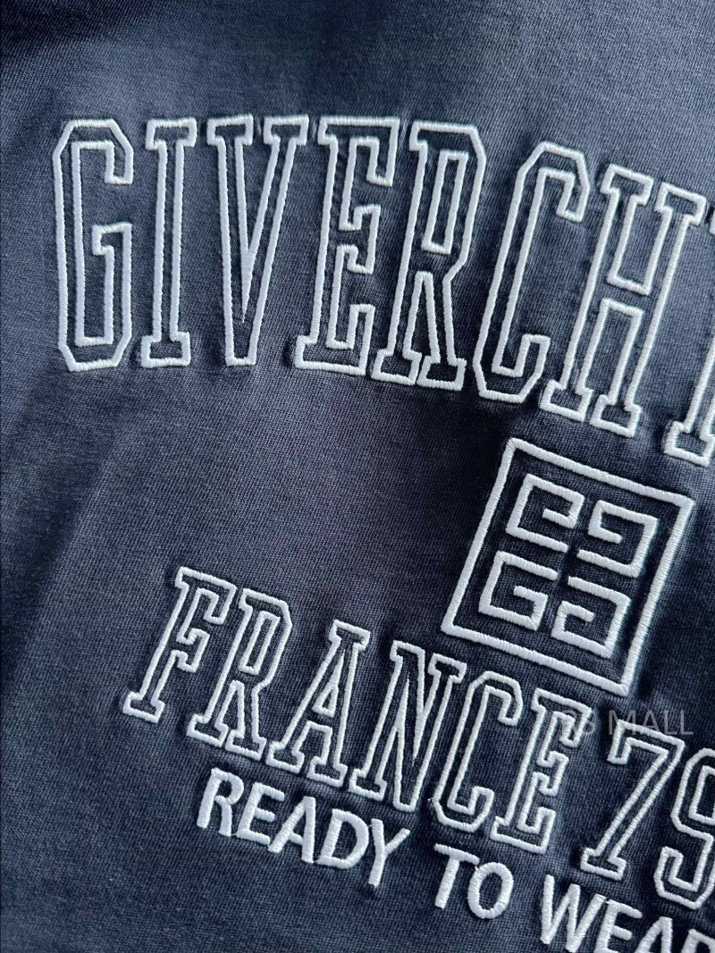 692d87c4875b3a0dbec3b79832a9bafd_1681718403_2051.jpg