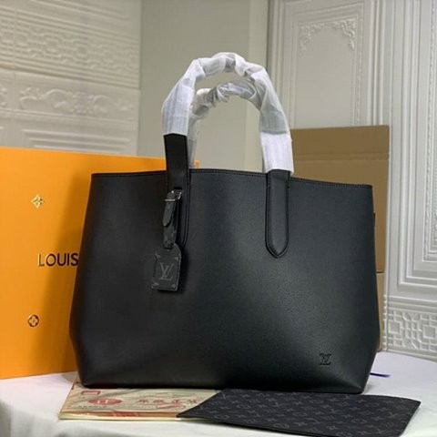 루이비통 쇼퍼백
