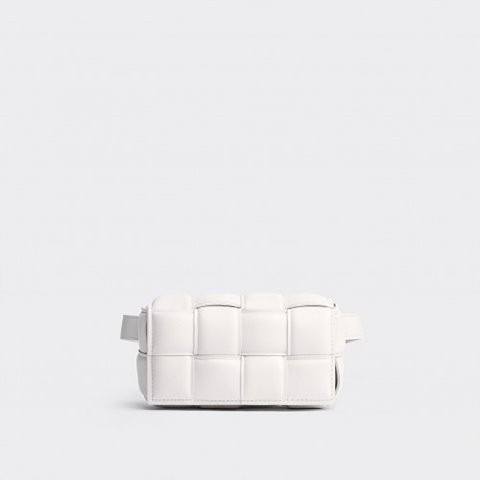 [Premium] BOTTEGA VENETA 보테가베네타 패디드 카세트 벨트 백 화이트 710075VCQR19009