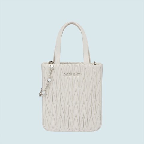 [Premium] MIUMIU 미우미우 마테라쎄 나파 가죽 핸드백 white 5BA220_2CE3_F0009_V_OOO
